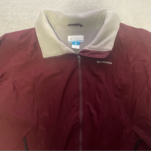 COLUMBIA lined jacket size 2X burgundy very good condition - Picture 7 of 7